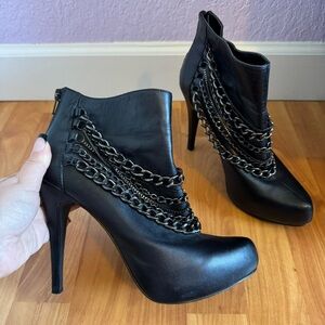 MICHAEL Michael Kors Sienna Black Heeled Boots with Silver Chains